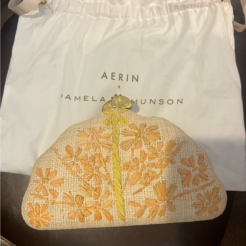 Pamela Munson + Aerin